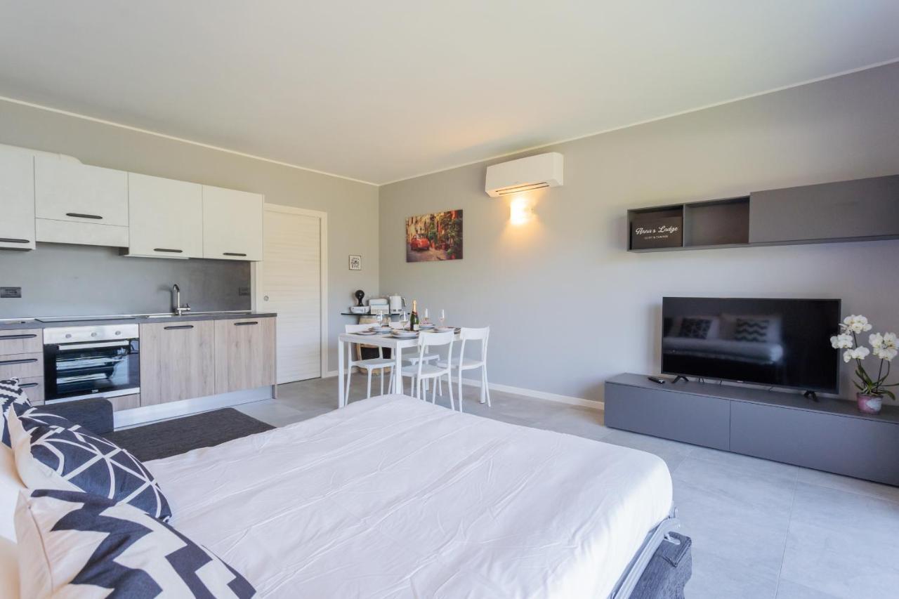 Anna'S Lodge Quiet & Charme By Rent All Como Pianello Del Lario Bagian luar foto